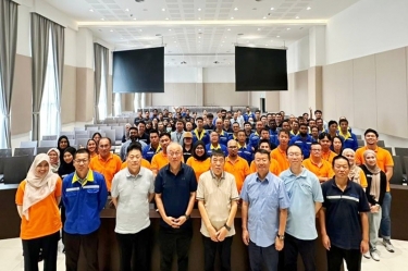 創新(xin)突破 務(wu)實擔當 | 景興控股（馬）有(yǒu)限(xian)公(gōng)司2025年(nian)半年(nian)度總結暨戰略展(zhan)望大(da)會圓滿召開